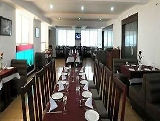Maya International Hotel Mangalore Buitenkant foto