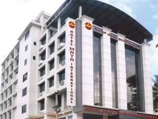 Maya International Hotel Mangalore Buitenkant foto